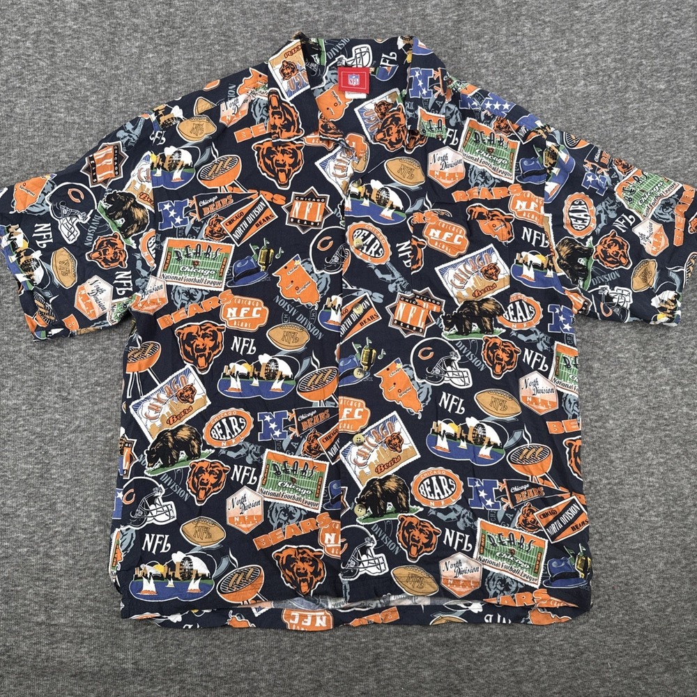 Chicago Bears NFL Camp Shirt Mens XL All Over Print Button Up Rayon Navy